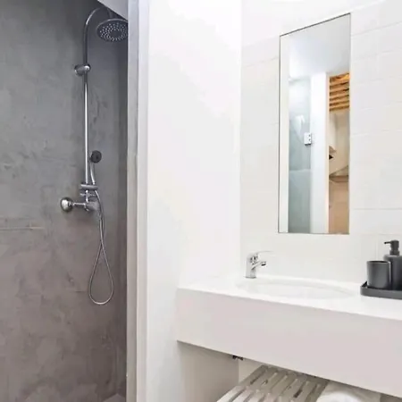 Apartment Kiko Design *